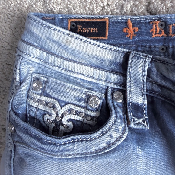 Rock Revival Jeans Womens Size 27 Raven Rhinestone Light Blue Wash Y2K Boot cut - Picture 8 of 10